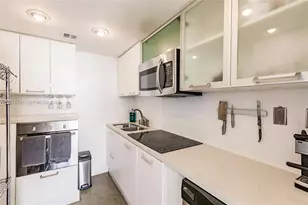 1000 West Ave, Miami Beach, FL 33139 - Photo 8
