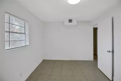 1160 W 26th Ct #D, Riviera Beach, FL 33404 - Photo 6