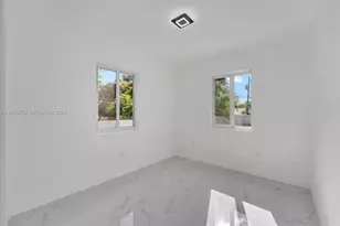 910 NW 133rd St, North Miami, FL 33168 - Photo 14