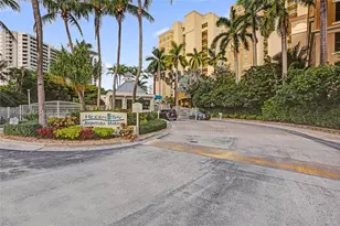 3330 NE 190th St, Aventura, FL 33180 - Photo 28