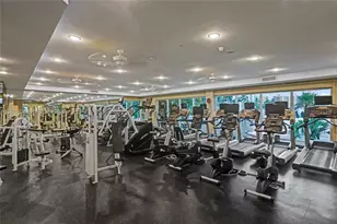 3330 NE 190th St, Aventura, FL 33180 - Photo 20
