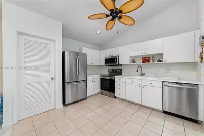 3010 NW 12th St #D, Delray Beach, FL 33445 - Photo 14