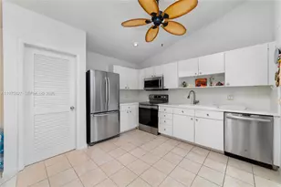 3010 NW 12th St, Delray Beach, FL 33445 - Photo 14