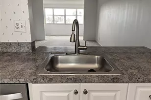 2635 NW 104th Ave, Sunrise, FL 33322 - Photo 6