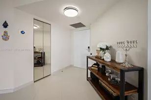 19101 NE 36th Ct, Aventura, FL 33180 - Photo 4