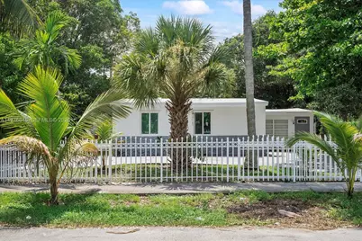 4520 SW 38th St, West Park, FL 33023 - Photo 1