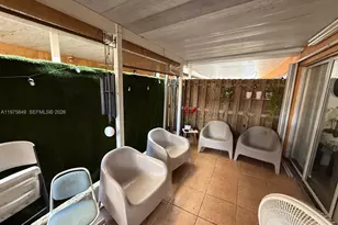 6255 Kendale Lakes Circle, Miami, FL 33183 - Photo 16