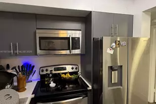 6255 Kendale Lakes Circle, Miami, FL 33183 - Photo 6