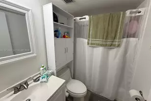 6255 Kendale Lakes Circle, Miami, FL 33183 - Photo 12