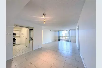 3300 NE 191st St #1208, Aventura, FL 33180 - Photo 2
