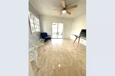 9604 NW 49th St, Sunrise, FL 33351 - Photo 12