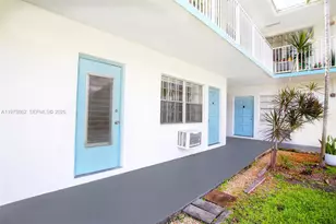 1836 Arthur St, Hollywood, FL 33020 - Photo 2