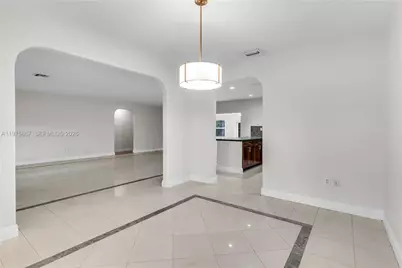 8700 SW 64th Ave, Pinecrest, FL 33156 - Photo 12