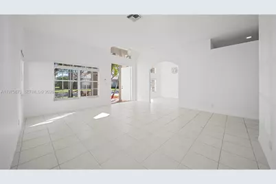 4297 Diamond Ter #4297, Weston, FL 33331 - Photo 16