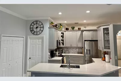 1335 E Barwick Ranch Cir, Delray Beach, FL 33445 - Photo 10