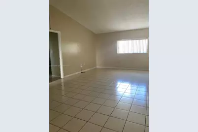 7603 W 29th Ln #202-55, Hialeah, FL 33018 - Photo 8