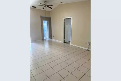 7603 W 29th Ln #202-55, Hialeah, FL 33018 - Photo 10