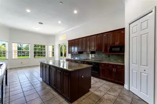7280 SW 100th St, Pinecrest, FL 33156 - Photo 6