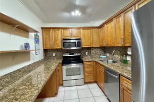 100 Bayview Dr, Sunny Isles Beach, FL 33160 - Photo 10