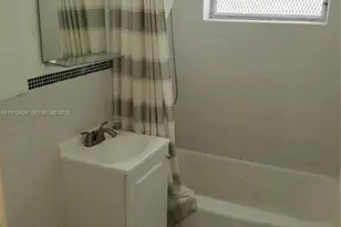 761 Euclid Ave, Miami Beach, FL 33139 - Photo 8