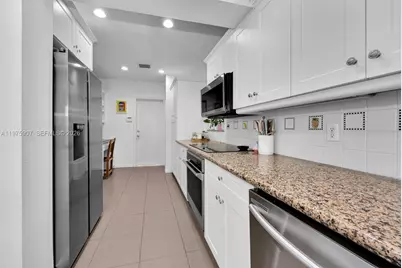 1005 Columbus Blvd, Coral Gables, FL 33134 - Photo 14