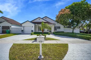 14360 SW 156th Terrace, Miami, FL 33177 - Photo 2