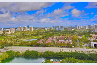 3530 Mystic Pointe Dr #2807, Aventura, FL 33180 - Photo 10