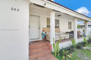 538 NW 20th Ave, Miami, FL 33125 - Photo 2
