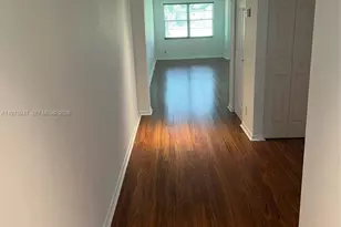 1300 SW 125th Ave, Pembroke Pines, FL 33027 - Photo 10