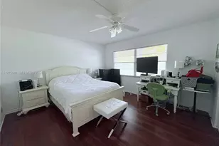 1300 SW 125th Ave, Pembroke Pines, FL 33027 - Photo 6