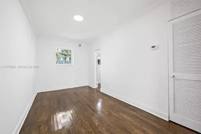 1545 Meridian Ave, Miami Beach, FL 33139 - Photo 22