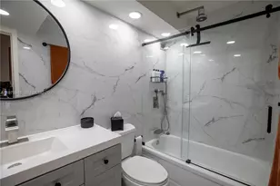 2750 NE 183rd St, Aventura, FL 33160 - Photo 12