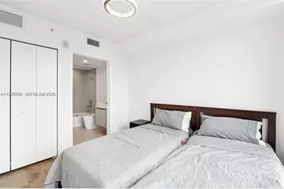 13800 Highland Dr #202, North Miami Beach, FL 33181 - Photo 12