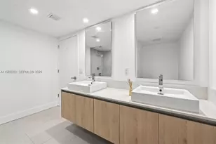 13800 Highland Dr, North Miami Beach, FL 33181 - Photo 12