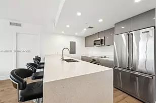 13800 Highland Dr, North Miami Beach, FL 33181 - Photo 18