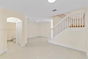 11476 NW 77th Ln, Doral, FL 33178 - Photo 14