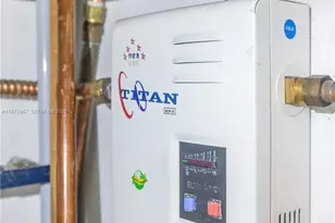 101 SE 3rd Ave, Dania Beach, FL 33004 - Photo 34