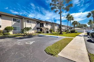 4040 Crystal Lake Dr, Deerfield Beach, FL 33064 - Photo 6