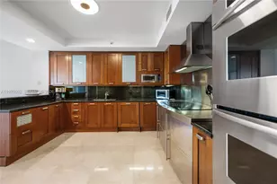 3201 NE 183rd St, Aventura, FL 33160 - Photo 20