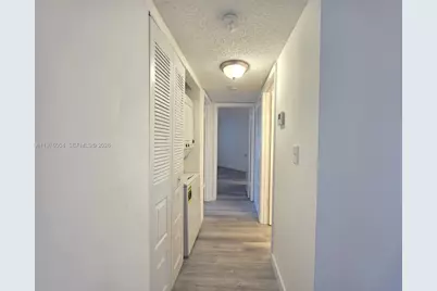 210 Lake Pointe Dr #304, Oakland Park, FL 33309 - Photo 12