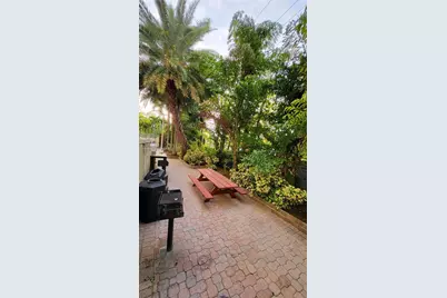 3500 Coral Way #606, Miami, FL 33145 - Photo 14