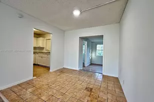 7212 SW 3rd Ct, North Lauderdale, FL 33068 - Photo 4