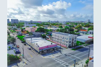 1910 SW 1st St, Miami, FL 33135 - Photo 10