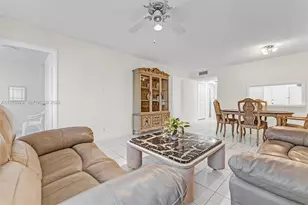 330 SE 2nd St, Hallandale Beach, FL 33009 - Photo 18