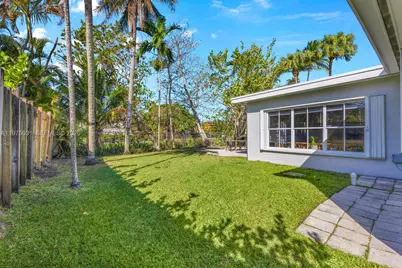 8230 SW 63rd Pl, Miami, FL 33143 - Photo 20