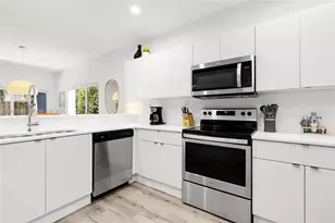 1123 NE 23rd Terrace, Pompano Beach, FL 33062 - Photo 4