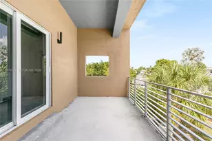 1123 NE 23rd Terrace, Pompano Beach, FL 33062 - Photo 28