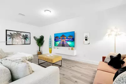 1123 NE 23rd Ter #1123, Pompano Beach, FL 33062 - Photo 10