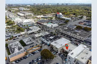 653 NE 125th St, North Miami, FL 33161 - Photo 30