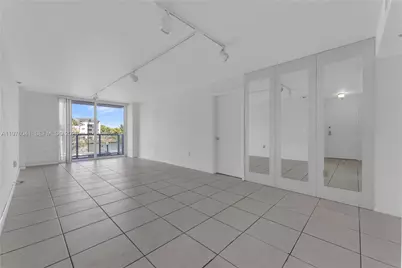 2457 Collins Ave #201, Miami Beach, FL 33140 - Photo 20